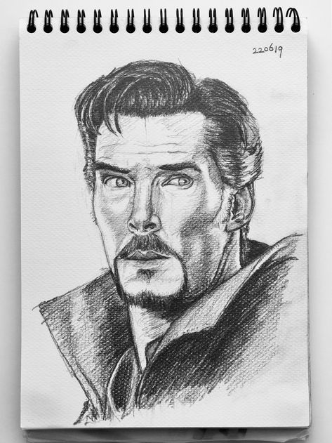 👨🏻‍⚕️🦸🏻‍♂️  #benedictcumberbatch #doctorstrange #avengersendgame #avengers #meme #sherlock #hero #marvel #wizard #doctor #actor #famous #charismatic #looking #blackandwhite #kaecilius #quotes  #artist #art #sketch #quicksketch #sketchbook #drawing #charcoal #artstagram #instart #instartist #movie #talent #famous #pinterest #pinterestmovie Doctor Strange Sketch, Doctor Strange Drawing, Captain America Sketch, Quotes Artist, Avengers Cast, Doctor Strange Marvel, Drawing Charcoal, Marvel Drawings, Sketches Simple