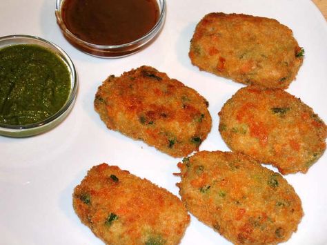 This recipe looks like the sweet potato corn cakes I made.....plus several other veggie Indian dishes!  Vegetable Cutlets | Manjula's Kitchen | Indian Vegetarian Recipes | Cooking Videos Veggie Cutlets, Veg Samosa, Breakfast Patties, Vegetable Patties, Easy Evening Snacks, Vegetable Cutlets, Desi Recipes, Indian Vegetarian Recipes, Kitchen Indian