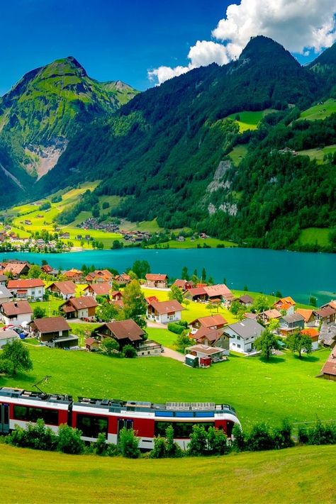 Swiss Beauty, Places In Switzerland, Engelberg, Beautiful Landscape Photography, Nature Scenery, Fairy Queen, Interlaken, India Tour, Beaux Villages