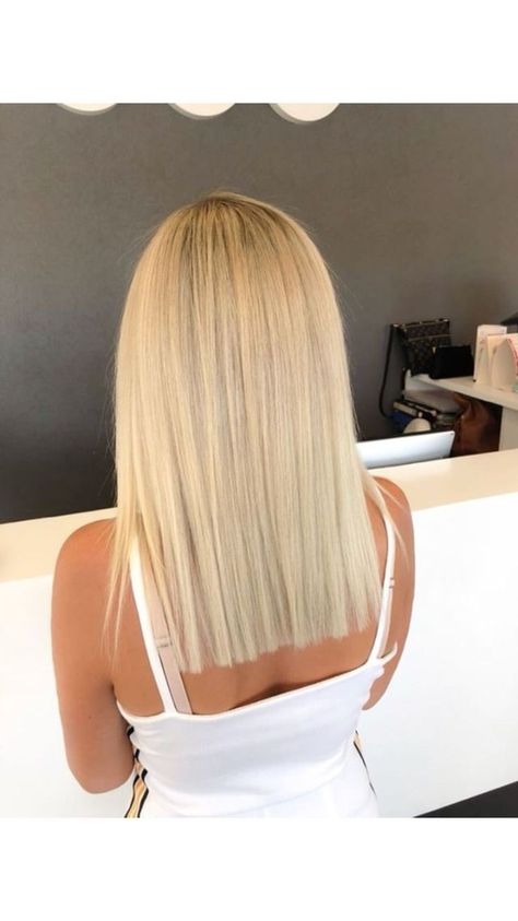 One Length Haircuts Long, Full Head Blonde Foils, Platinum Blonde Highlights, Blonde Hair Inspiration, Blonde Hair Looks, Platinum Blonde Hair, Brown Blonde Hair, Long Blonde, Hair Blonde