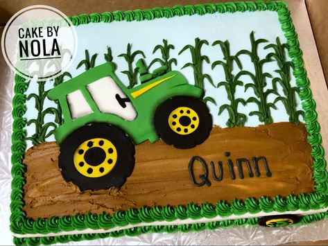 And just like that, Quinn is three… #decoratedcakes #cakedecorating #cakesofinstagram #instacake #cakestagram #decoratedsheetcake #sheetcakesdonthavetobeboring #sheetcake #birthdaycake #marshmallowfondant #handcutfondant #decoratedcakes Tractor Sheet Cake, Sheet Cake Birthday, Tractor Birthday Cakes, John Deere Cake, Oliver James, John Deere Birthday, Party Fruit, Tractor Cake, Tractor Birthday Party