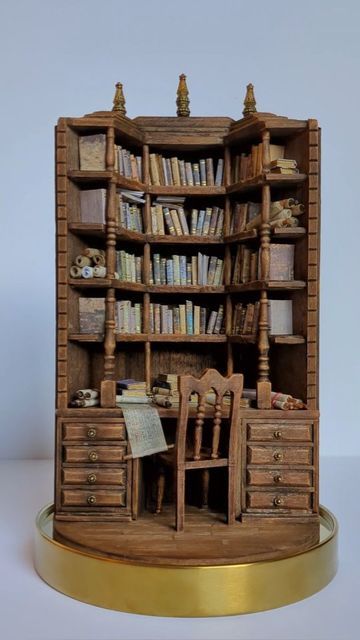 Miniature Bookcase, Miniature Library, Library Lamp, Room Box Miniatures, Tool Tips, Miniature Rooms, Wood Project, Miniature Diy, Miniature Crafts