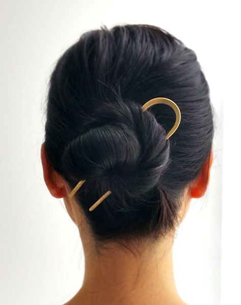 Get it from HyworksLA on Etsy for $62.90 or a cheaper, square version from skydesign on Etsy for $19. Sanggul Modern, Bun Pins, Gold Hair Pin, Pin Hair, Jewelry Boutique, Metal Hair, Furniture Stores, Back View, Metallic Hair