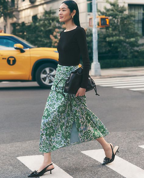 This midi skirt is beautifully ruched to create both a flattering fit and a flutter of style. Side slit. Hidden back zip closure. Lined.,Hit:Hits at mid-calf, Imported:Imported, Length:31 1/2” long, Fabrication:100% Polyester, Garment Care:Machine Washable Petite Floral Ruched Midi Skirt by Ann Taylor Size Petite - 00 Mellow Mint Women's Straight, Skirts, 100%, Polyester, Machine, Washable Ruched Midi Skirt, Ann Taylor Petite, Petite Skirt, Spring Summer Fashion, Mid Calf, Ann Taylor, Size 16, Midi Skirt, Summer Fashion