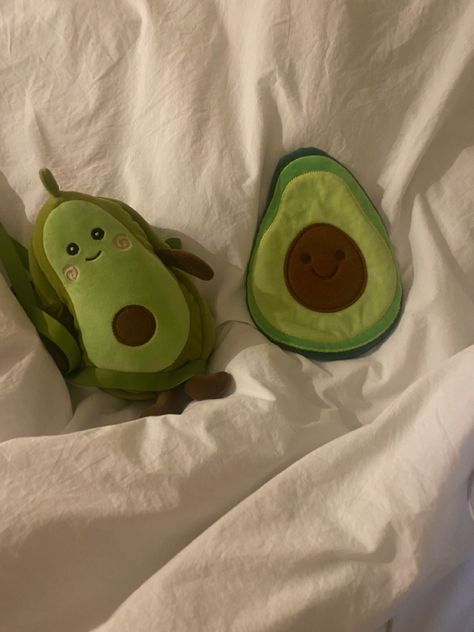 Avocado Plushie, Nice Wallpaper, Study Break, College Days, University Life, Republic Day, Stuffed Toy, Cool Wallpaper, Avocado