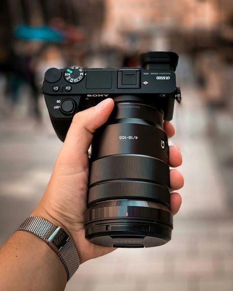 Sony A6500, Best Camera For Photography, Camera Wallpaper, Vlogging Camera, Dslr Photography, Photo Editing Services, Sony Camera, Camera Hacks, Photography Gear