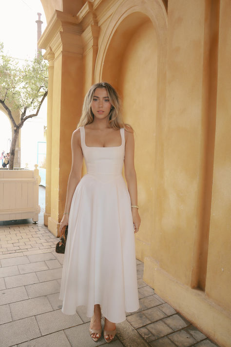 Silk Midi Wedding Dress, Courthouse Wedding Dress Midi, Summer Bridal Outfits, Drop Waist Midi Dress, Bridal Midi Dress, Wedding Rehearsal Dress For Bride, Simple Dress For Wedding, Bride Midi Dress, Lawyer Dresses