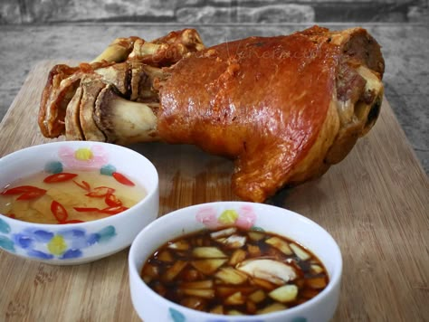 Eisbein Recipe, Beef Tongue Stew, Fried Whole Fish, Homemade Sweet Chili Sauce, Fried Ham, Pork Roast In Oven, Pork Knuckle, Pork Hock, Beef Tongue