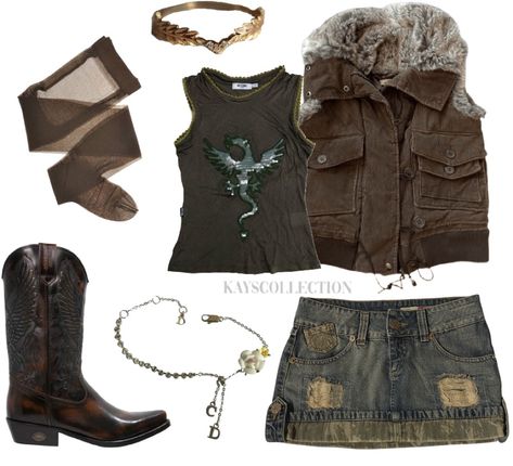 Boots Outfit Grunge, Boots And Mini Skirt, Grunge Vintage Outfits, Outfits With Cowboy Boots, Cowboy Boots Outfit, 90s 2000s Fashion, 90s Outfits, Outfit Grunge, Vintage Outfit