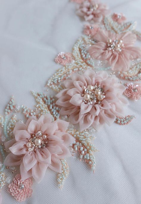 Applique in beautiful blush with hand-crafted silk organza Organza Flowers Diy, Silk Ribbon Embroidery Tutorial, Sulaman Pita, Detail Couture, Ribbon Embroidery Kit, Flowers And Pearls, Ribbon Embroidery Tutorial, Motifs Perler, Organza Flowers