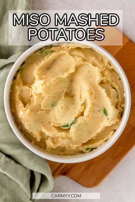 Miso Mashed Potatoes, Garlic Smashed Potatoes, Traditional Holiday Recipes, Best Mashed Potatoes, Mashed Potatoes Recipe, Mashed Potato Recipes, Side Dish Recipes Easy, Breakfast Potatoes, Potatoes Recipe