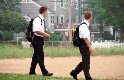 What to know about mormon missionaries.. is this true?!?! 😳 Fable Ii, Mormon Beliefs, Stuff To Research, Mormon Missionaries, Dystopia Rising, Later Day Saints, Turn It Off, Church Quotes, Kingdom Of God