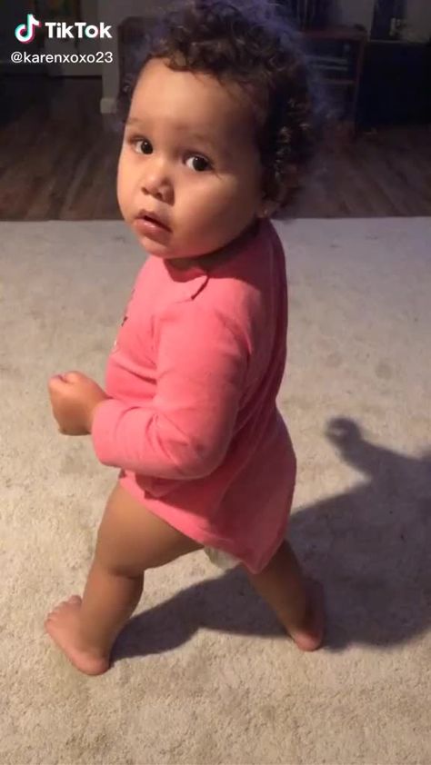 Cute Babies Photography, Dancing Baby, Cute Mixed Babies, Cute Funny Babies, Cute Baby Photos, Cute Baby Videos, Baby Gif, Cute Funny Baby Videos, Funny Videos For Kids