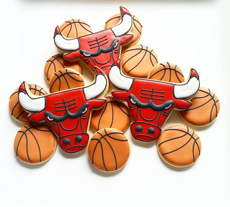 Cookies in Chicago on Instagram: “Cutter available from @trulymadplastics #chicagobulls #bulls #basketball #chicago #partyfavors #cookiefavors #customcookies…” Sport Cookies, Chicago Bulls Outfit, Basketball Birthday Cake, Bull Artwork, Bulls Wallpaper, Jill Wagner, Basketball Theme Party, Chicago Bulls Logo, Royal Iced Cookies