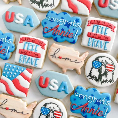 Madison Hunt | “Never forget those who made the ultimate sacrifice” Happy Memorial Day!🇺🇸 Inspiration: flag design- @sunshine_cookies26 “home”-… | Instagram Memorial Cookies Decorated, Red White And Blue Sugar Cookies, Memorial Day Cookies Decorated, Memorial Day Sugar Cookies, Memorial Day Cookies, Tornado Party, Cookie Themes, Patriotic Sugar Cookies, Flood Cookies