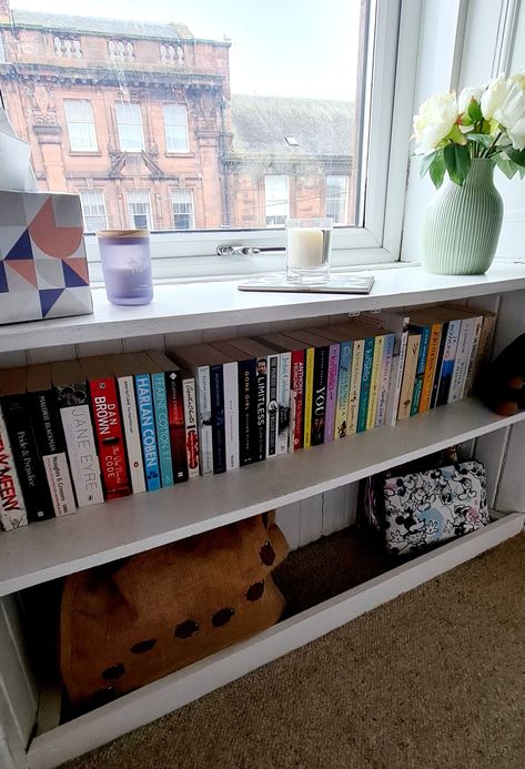 Short Bookshelf Ideas, Book Shelf Under Window, Window Sill Bookshelf, Sideways Bookshelf, Bookshelf Under Bed, Low Bookshelf Under Window, Books Windowsill, Bookshelf Under Window, Books In Window Sill