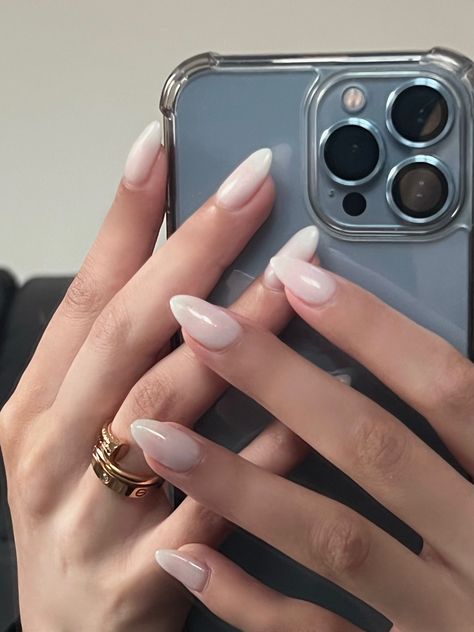 Bailey Bieber Nails, Hailey Baldwin Nails, Hailey Bieber Nail, Uñas Aesthetic, Inspired Nails, Prom Dress Inspiration, Hailey Baldwin, Dress Inspiration, Pinterest Girls