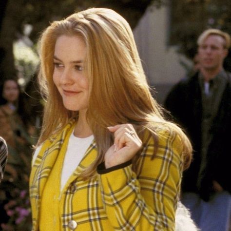 Beverly Hills Movie, Blonde Movie, Yellow Plaid Skirt, Clueless Cher, Cher Clueless, Cher Horowitz, Alicia Silverstone, Tv Icon, Clueless Outfits