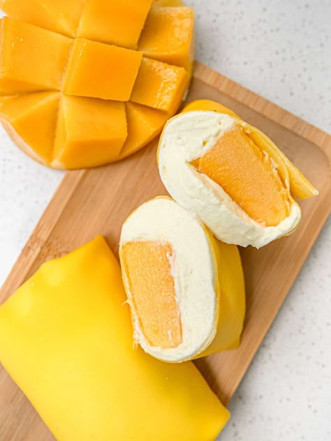 Hong Kong Style Mango Pancake - Catherine Zhang Zumbo's Just Desserts, Catherine Zhang, Mango Crepe, Pancake Fillings, Mango Pancakes, Easy Bakes, Pancake Roll, Yum Cha, Strawberry Mochi