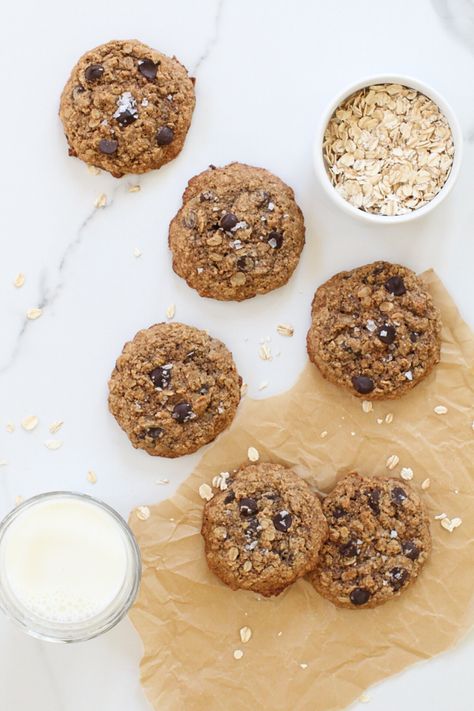 Healthy Lactation Cookies — elisabeth & butter Elisabeth And Butter, Breastfeeding Cookies, Healthy Lactation Cookies, Baked Oatmeal Healthy, Flours Banana Bread, Lactation Recipes, Banana Bread Muffins, Lactation Cookies, Cookie Snack