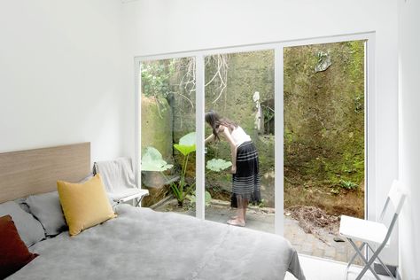 Bedroom Courtyard, Wallpaper Texture, Shenzhen China, Patio Interior, Courtyard House, Design Del Prodotto, Architecture Office, Zaha Hadid, Prefab Homes