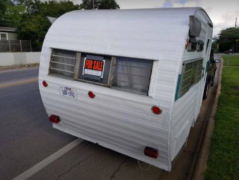 Retro Campers For Sale, Small Campers For Sale, Small Travel Trailer Remodel, Vintage Camper Art, Vintage Trailers For Sale, Vintage Campers For Sale, Retro Travel Trailers, Small Travel Trailer, Travel Trailer Accessories