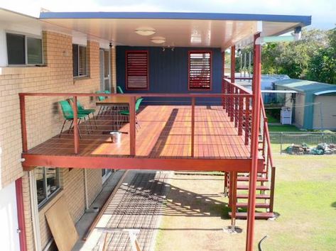 Verandah Ideas Australia, Elevated Deck Ideas, Deck Over Garage, Verandah Ideas, Elevated Deck, Capira, Decking Ideas, Metal Deck, Gravity Home