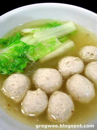 Fish Ball Soup, Chinese Fish Balls Recipe, Fish Ball Sauce Filipino, Fish Head Soup Asian, Cantonese Steamed Fish Recipe, Cha Recipe, Fishball Recipe, Fish Ball, Fish And Meat