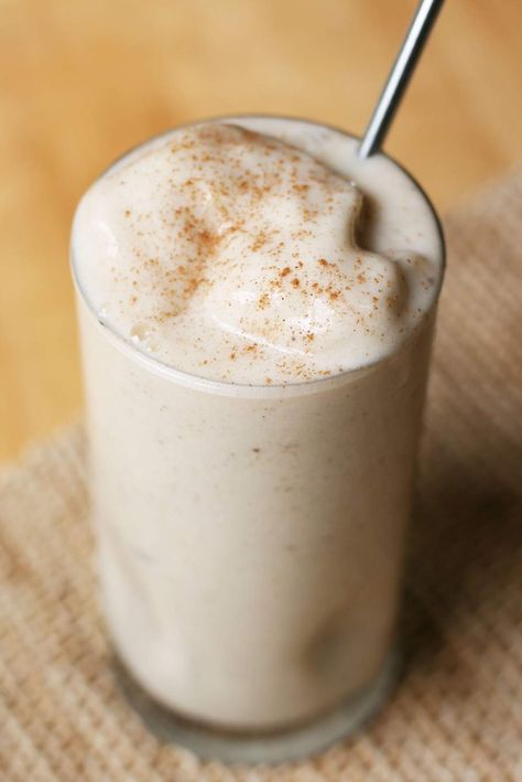 Vanilla Chai Milkshake | VeguKate Chai Milkshake, Iced Chai Protein Shake, Isagenix Vanilla Chai Shake Recipes, Vanilla Chai Smoothie, Vegan Banana Milkshake, Ka’chava Smoothie Recipes, Hclf Vegan, Vanilla Milkshake, Vanilla Chai