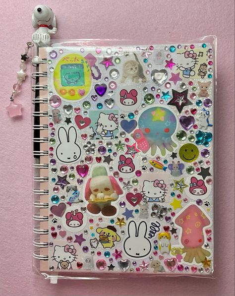 jems stickers book journal 2024 Notebook Stickers Aesthetic, Sticker Sketchbook, Binder Cover Ideas, Sketch Book Cover Ideas, School Notebooks Aesthetic, Sketchbook Cover, Bulletin Journal Ideas, Pretty Journals, Bullet Journal Diy