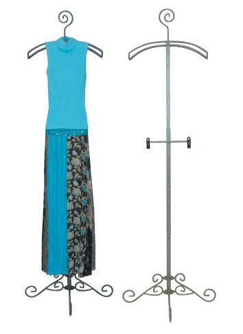 Retail Business Ideas, Dress Display Stand, Store Rack, Single Dress, Plus Size Clothing Stores, Hanger Stand, Dress Display, Business Savvy, Garment Rack