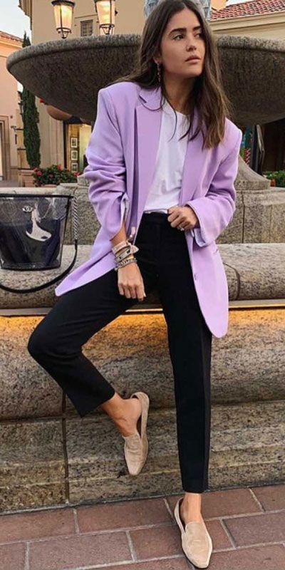 Purple Blazer Outfit, Mode Purple, Work Outfit Office, Purple Blazer, Blazer Outfits For Women, Blazer Outfit, Purple Outfits, Summer Work, Summer Work Outfits