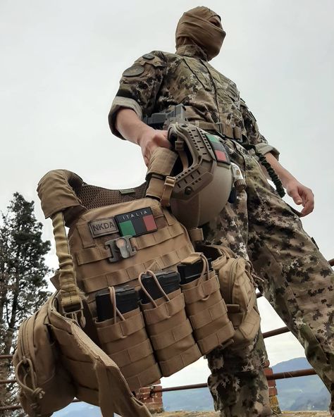 Tactical Wall, Vortex Optics, Masked Men, Italian Army, Tactical Gear Loadout, Tactical Equipment, Military Soldiers, Support Our Troops, Great Pic