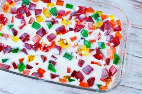 Easy Broken Glass Jello - BubbaPie Mosaic Jello Recipe, Mosaic Jello, Broken Glass Jello, Jello Salad Recipes, Glass Jello, Pineapple Jello, Jello Mold Recipes, Rainbow Jello, Mold Recipes