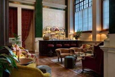 Library bar at the NED London Best bars in London 2018 | Tatler Library Bar, Central Park View, Rosewood Hotel, Classic Martini, Chelsea Hotel, Nyc Hotels, New York Hotels, Downtown Manhattan, London Bars