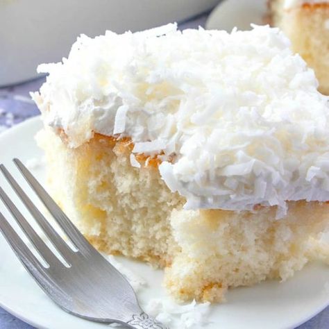 COCONUT CREAM POKE CAKE (+VIDEO) | The Country Cook Coconut Sheet Cake Recipe, Coconut Sheet Cake, Cake Poke, Coconut Sheet Cakes, Coconut Poke Cakes, Banana Pudding Poke Cake, Smores Dip, Sheet Cake Recipe, Easy Cakes To Make