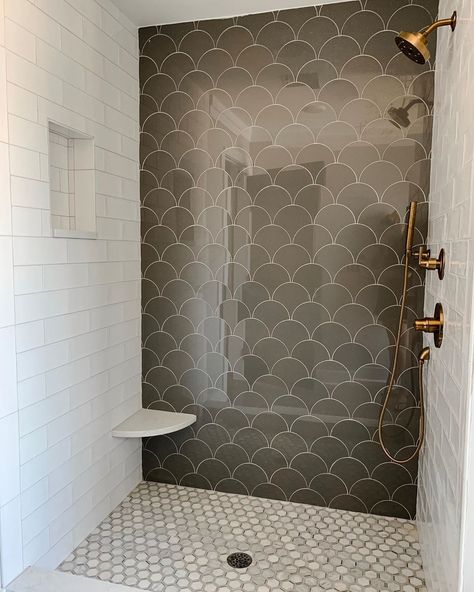 DESIGN | BUILD on Instagram: “All the heart eyes for this scallop tile from @thetileshop 😍😍All we need now is the shower door!” Scallop Tile Bathroom, Scalloped Tile, Scallop Tile, Scallop Tiles, Cottage Style Bathrooms, Bathroom Tile Inspiration, Beautiful Bathroom Designs, Modern Bathroom Tile, Bathroom Layouts