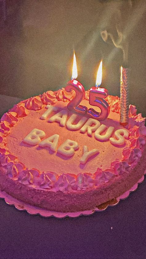 Taurus Birthday Cake Aesthetic, Taurus Bday Cake, Cute Birthday Cakes Pink, Taurus Cake Aesthetic, Taurus Cakes, Taurus Szn Cake, Taurus Cake Ideas, Taurus Baby Cake, Sassy Birthday Cake