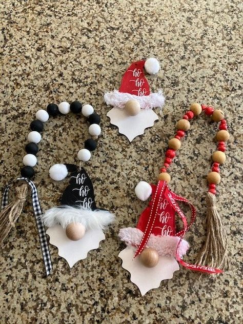 Tree Gnome, Farmhouse Beads, Wooden Bead Garland, Dollar Tree Christmas, Halloween And Christmas, Gnome Ornaments, Dollar Tree Diy Crafts, Diy Dollar Store Crafts, Gnomes Crafts