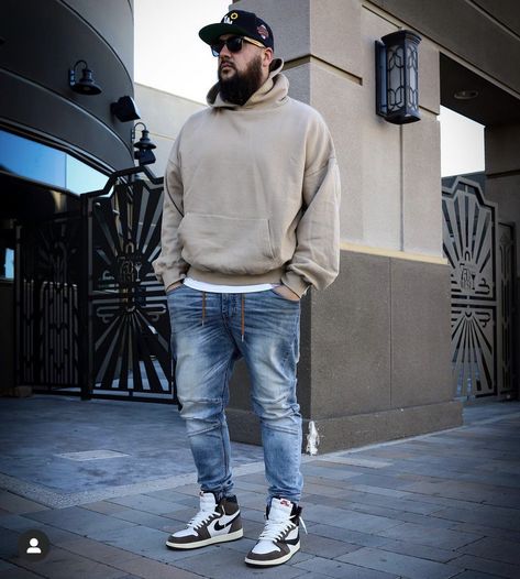 Men’s Jordans Outfit, Aj 1 Outfit Men, Grey Hoodie Outfit Men, Air Jordan Outfits Men, Sneakerhead Outfits, Jordan 1 Outfit Men, Fall Outfits For Men, Air Jordan Outfit, Hoodie Outfit Men