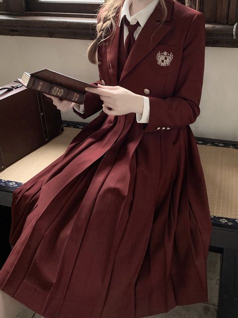 A set in which the ribbon on the chest shines in a red-colored style. The high-class jumper skirt and jacket are reminiscent of the daughter of a count who attends a prestigious school. The red-dyed ribbon creates a lovely atmosphere, and you will fall in love with its appearance.     <item>     Jumper skirt: Skirt length 60cm (S size, M size, L size, XL size)   Jumper skirt: Skirt length 65cm (S size, M size, L size, XL size)   Jumper skirt: Skirt length 70cm (S size, M size, L size, XL size Aesthetic School Uniform, Long Pleated Dress, Plus Size Beach Wear, Tea Japanese, Red Uniform, Clothes Anime, High School Uniform, Uniform Style, School Uniform Fashion