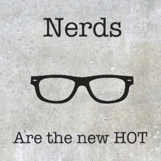 Nerd love.. Dating A Nerd Aesthetic, Nerd Core Aesthetic, Nerd Love Quotes, 2010s Hipster, Random Phrases, Nerd Aesthetic, Rebecca Miller, Cute Nerd, Tumblr Hipster