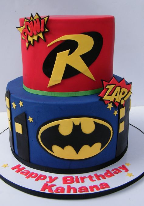 Batman & Robin Cake                                                                                                                                                                                 More Robin Cake Superhero, Batman And Robin Birthday Party, Robin Birthday Cake, Batman And Robin Cake, Robin Cake, Lego Batman Cakes, Batman Party Supplies, Superhero Cakes, Batman Birthday Cakes