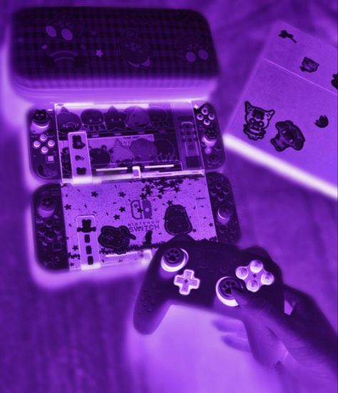 Purple Game Aesthetic, Aesthetic Video Games, Purple Gaming Aesthetic, Gaming Purple Aesthetic, Purple Gamer Aesthetic, Purple Games, Detective Aesthetic, Emo Aesthetic, Tech Aesthetic