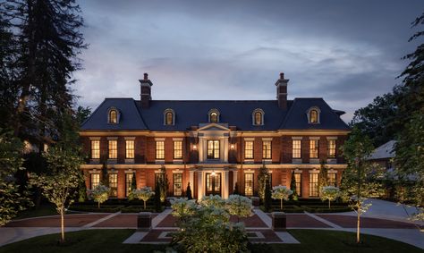 1920 House, Georgian Style Homes, Georgian Mansion, Mansion Exterior, Georgian Architecture, British Colonial Style, Homes Interior, Religious Architecture, Georgian Homes