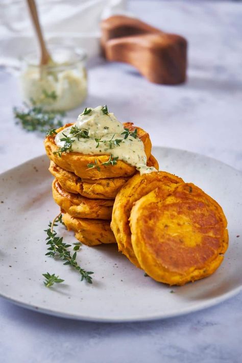 Leftover Mashed Sweet Potatoes, Potato Patties Recipe, Potato Patty, Potato Fritters Recipe, Sweet Potato Patties, Zucchini Patties, Sweet Potato Fritters, Vegan Soul Food, Leftover Potatoes