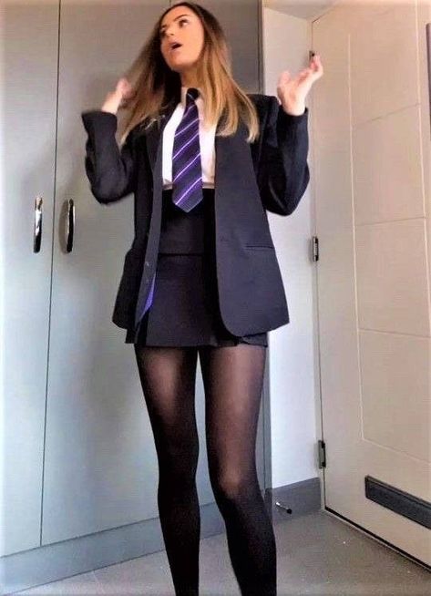 Cute Private School Uniforms, Chav Aesthetic, Ian Falconer, Womens Skirt Outfits, Mini Skirt Fashion, Women Wearing Ties, Flight Attendant Fashion, School Uniform Fashion, School Uniform Outfits