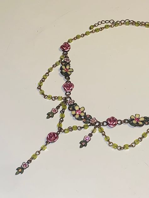 Pink And Green Fairy Outfit, Pink And Green Beaded Necklace, Pink And Green Necklace, Green And Pink Necklace, Y2k Pink And Green, Pink And Green Jewelry, Prom Necklaces, Fairy Outfit, Pink Charm