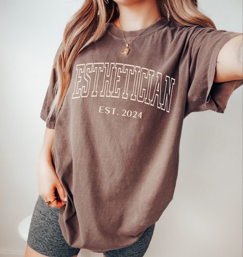 Esthetician Shirts, Salon Shirts, Esthetician Apparel, Esthetician Gifts, Skin Therapist, Merch Ideas, Comfort Colors Tshirt, Spa Room, Graduation Shirts