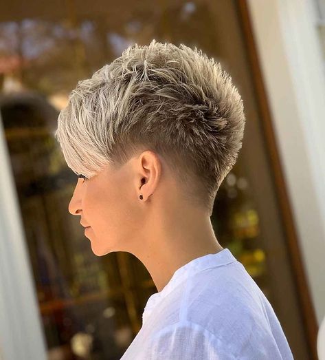 26 Very Short Pixie Haircuts for Confident Women Super Short Pixie Cuts, Shaved Pixie Cut, Super Short Pixie, Shaved Hairstyles, Short Spiked Hair, Short Shaved Hairstyles, Funky Short Hair, Short Spiky Hairstyles, Edgy Pixie